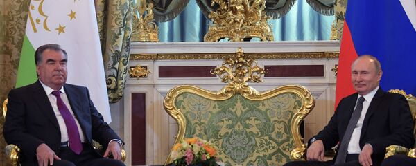 Президент РФ В. Путин встретился с президентом Таджикистана Э. Рахмон - Sputnik Тоҷикистон