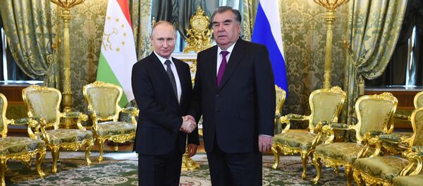 Президент РФ В. Путин встретился с президентом Таджикистана Э. Рахмон - Sputnik Тоҷикистон