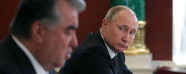 Президент РФ В. Путин встретился с президентом Таджикистана Э. Рахмон - Sputnik Тоҷикистон