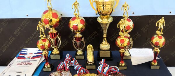 Награды межнационального молодежного турнира по мини-футболу Вместе мы – Россия  - Sputnik Таджикистан