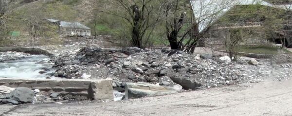 Тахрибкории сел дар истироҳатгоҳи кӯдаконаи ВУД Тоҷикистон дар Варзоб Тахрибкории сел дар истироҳатгоҳи кӯдаконаи ВУД Тоҷикистон дар Варзоб - Sputnik Таджикистан