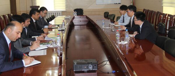 Амонатбанк и Госбанк развития Китая обсудили кредитную линию в юани Амонатбанк и Госбанк развития Китая обсудили кредитную линию в юани - Sputnik Тоҷикистон