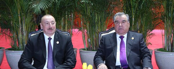 Президент Азербайджана Ильхам Алиев и президент Таджикистана Эмомали Рахмон - Sputnik Тоҷикистон