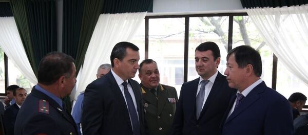 Рамазон Раҳимзода дар ифтитоҳи кошонаи ҳусн дар ВКД - Sputnik Тоҷикистон