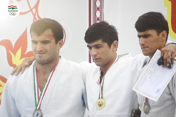 Куштӣ: бозгашти Устопириён, дасткашии Саидҷалол ва мошингирии Хоҷазодаю Раҳимов - акс - Sputnik Тоҷикистон