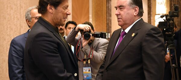 Рахмон встретился с премьер министром Пакистана Имраном Ханом - Sputnik Таджикистан