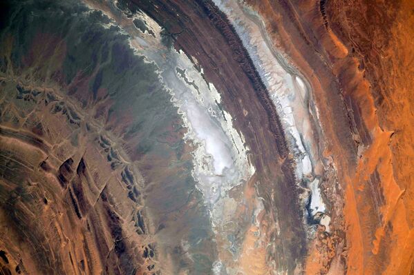 Вид из космоса на структуру Ришат в пустыне Сахара - Sputnik Таджикистан
