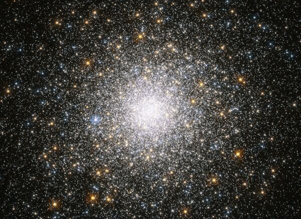 Шаровое скопление звезд Messier 75 - Sputnik Таджикистан