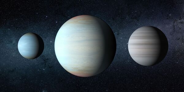 Третья планета (в центре), открытая в уникальной звездной системе Kepler-47 - Sputnik Таджикистан