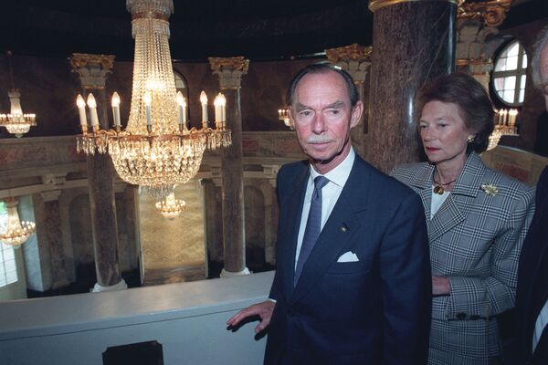 Великий герцог Люксембургский Жан и его супруга принцесса Жозефина-Шарлотта - Sputnik Таджикистан