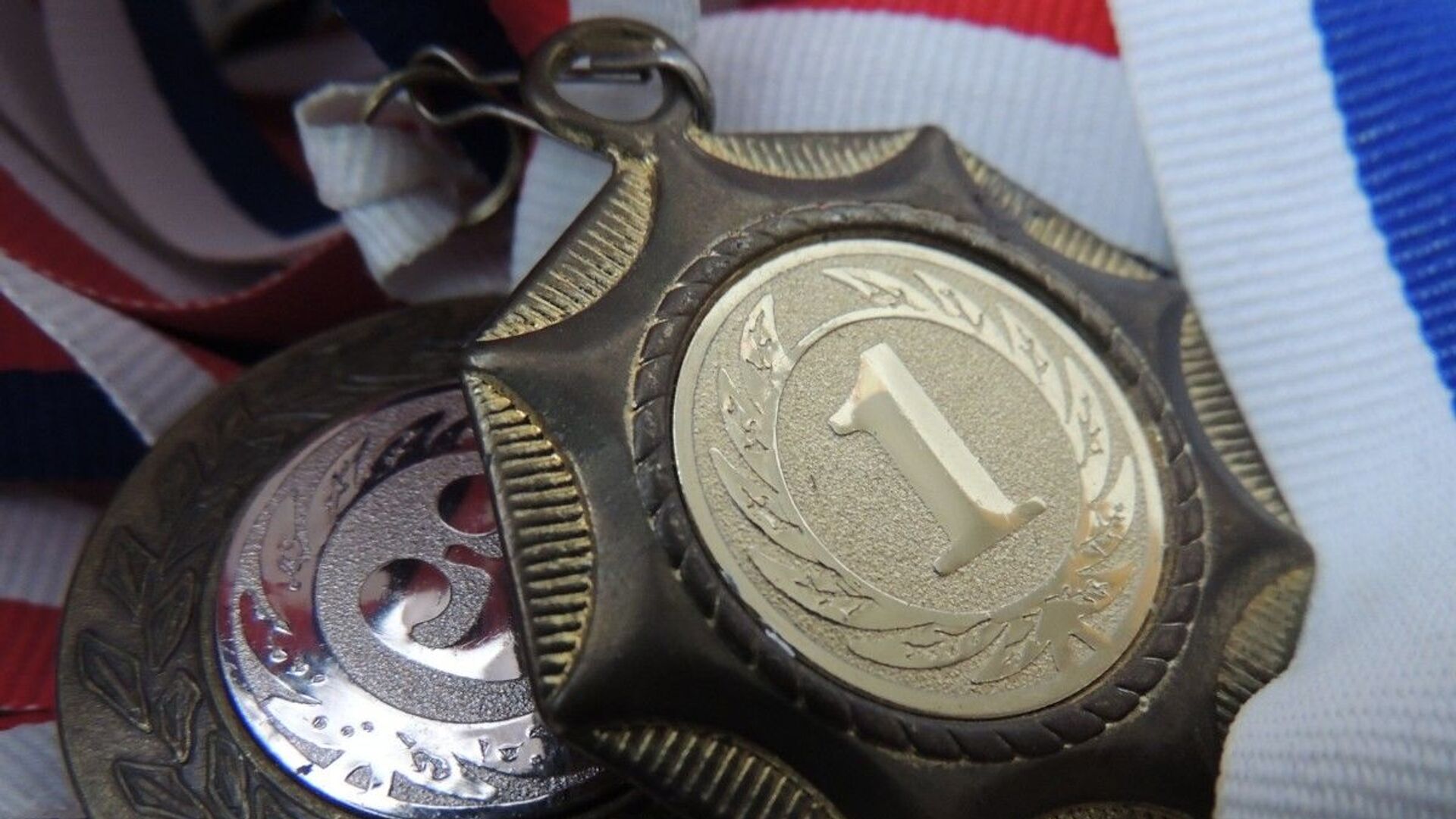 Таджикские спортсмены выиграли 13 наград на Играх СНГ