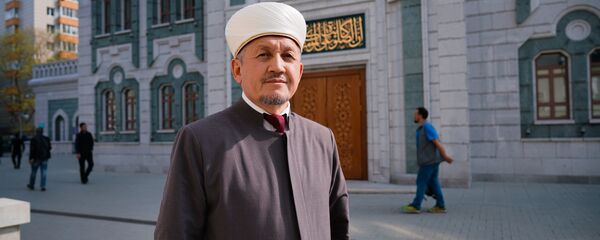 Имам Московской соборной мечети Аршабаев Марат - хазрат Имам Московской соборной мечети Аршабаев Марат - хазрат - Sputnik Тоҷикистон