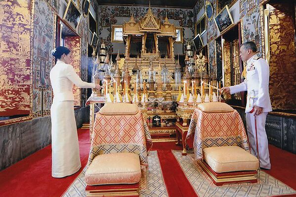 Король Таиланда Маха Вачиралонгкорн и королева Сутхида - Sputnik Таджикистан