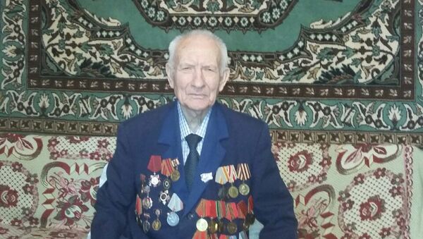 Павел Иванович  Карнаухов  ветеран великой отечественной войны - Sputnik Таджикистан