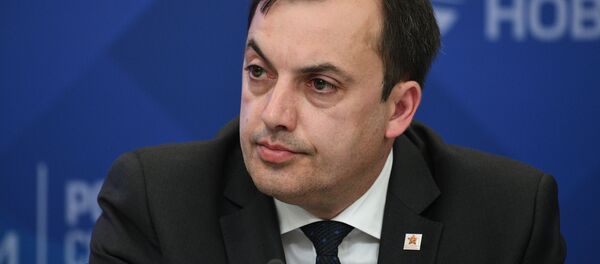 Руководитель Исполкома Общероссийского общественного движения Бессмертный полк России Артем Хуторский - Sputnik Таджикистан