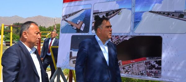 Начала строительства современной набережной на реке Сирдарё в Худжанде - Sputnik Тоҷикистон