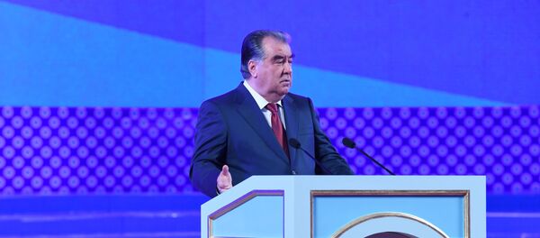 Президент Таджикистана Эмомали Рахмон - Sputnik Тоҷикистон