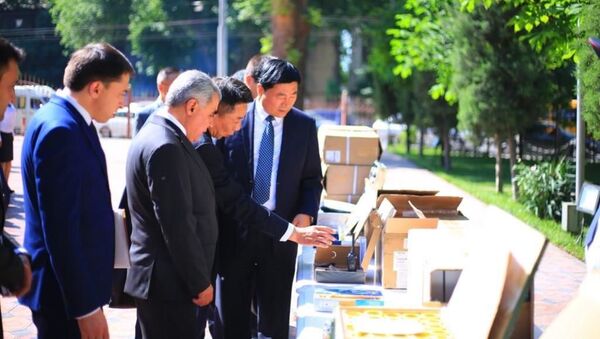 Китай подарил УМВД по городу Душанбе оборудование на 2 млн. долларов  - Sputnik Тоҷикистон