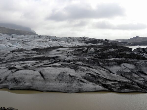 Крупнейший ледник Исландии Ватнайекюдль - Sputnik Таджикистан