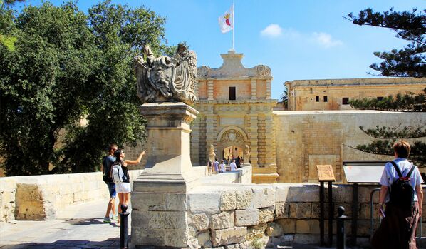 Ворота Мдины, древней столицы Мальты - Sputnik Таджикистан