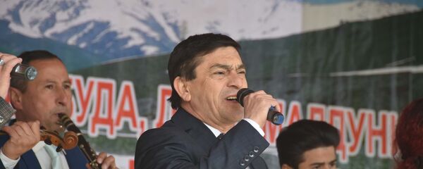 Народний артист Таджикистана Афзалшо Шодиев - Sputnik Тоҷикистон