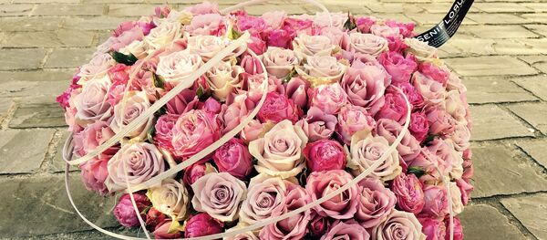 Цветы на похороны - Sputnik Тоҷикистон