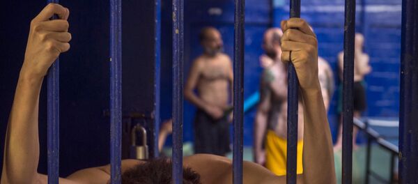 Заключенные в тюрьме, архивное фото - Sputnik Таджикистан
