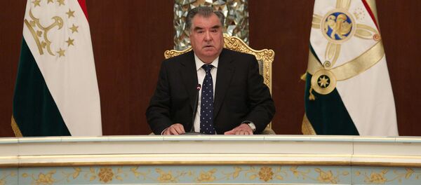 Президент Таджикистана Эмомали Рахмон - Sputnik Тоҷикистон