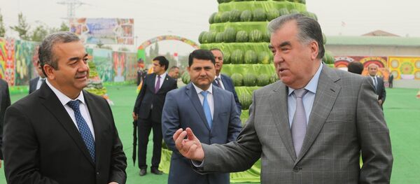 Рахмон в Хатлонской области - Sputnik Тоҷикистон