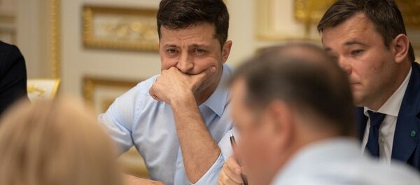 Президент Украины Владимир Зеленский - Sputnik Тоҷикистон