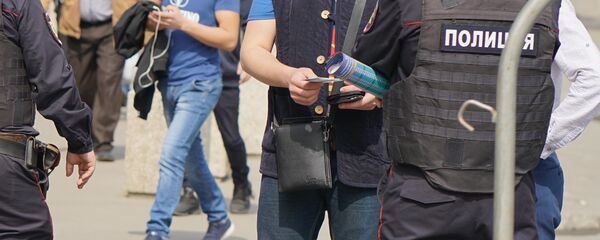 Проверка документов - Sputnik Таджикистан