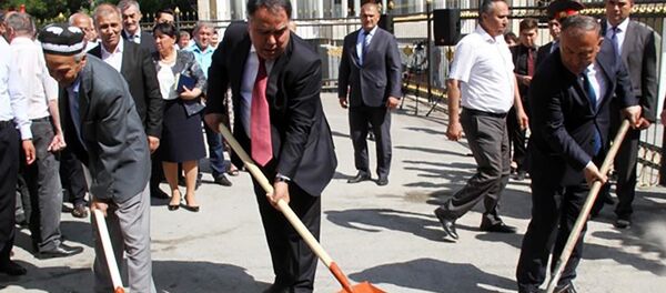 Раджаббой Ахмадзода председатель Согда - Sputnik Тоҷикистон