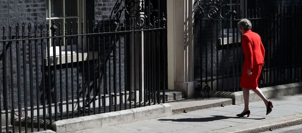 Премьер-министр Великобритании Тереза Мэй в Лондоне. 24 мая 2019 - Sputnik Таджикистан