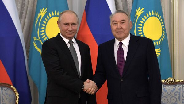 Визит президента РФ В. Путина в Казахстан  - Sputnik Тоҷикистон
