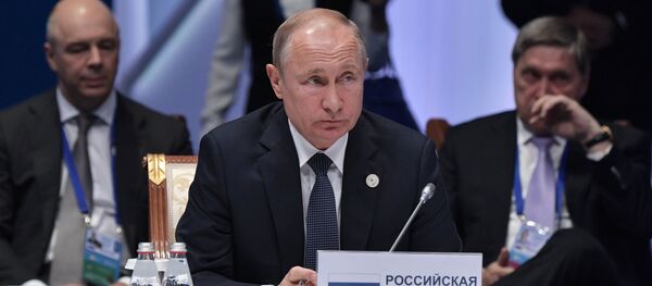 Президент РФ В. Путин принимает участие в заседании Высшего Евразийского экономического совета - Sputnik Тоҷикистон