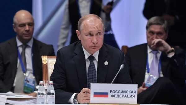Президент РФ В. Путин принимает участие в заседании Высшего Евразийского экономического совета - Sputnik Тоҷикистон