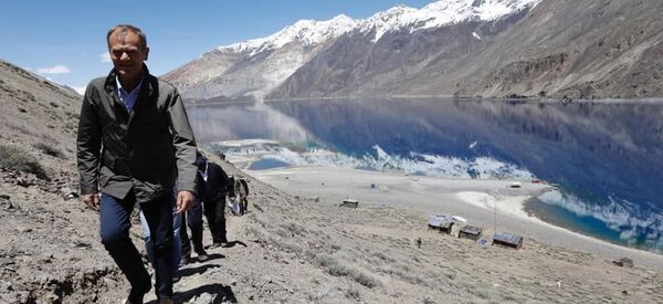 Боздиди президенти Шӯрои Аврупо аз кӯли Сарез - Sputnik Тоҷикистон