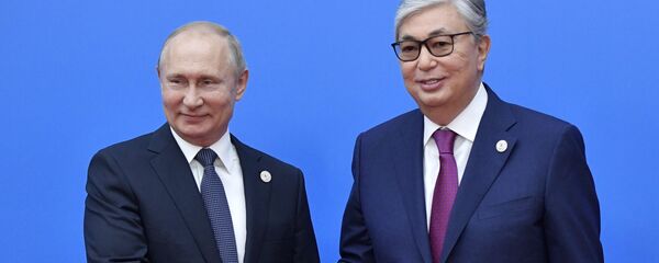 Президент РФ В. Путин и президент Казахстана К.-Ж. Токаев Президент РФ В. Путин и президент Казахстана К.-Ж. Токаев - Sputnik Таджикистан