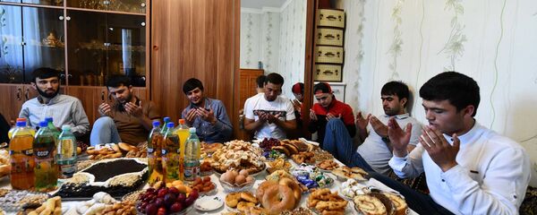 Ид аль-Фитр в Душанбе - Sputnik Тоҷикистон