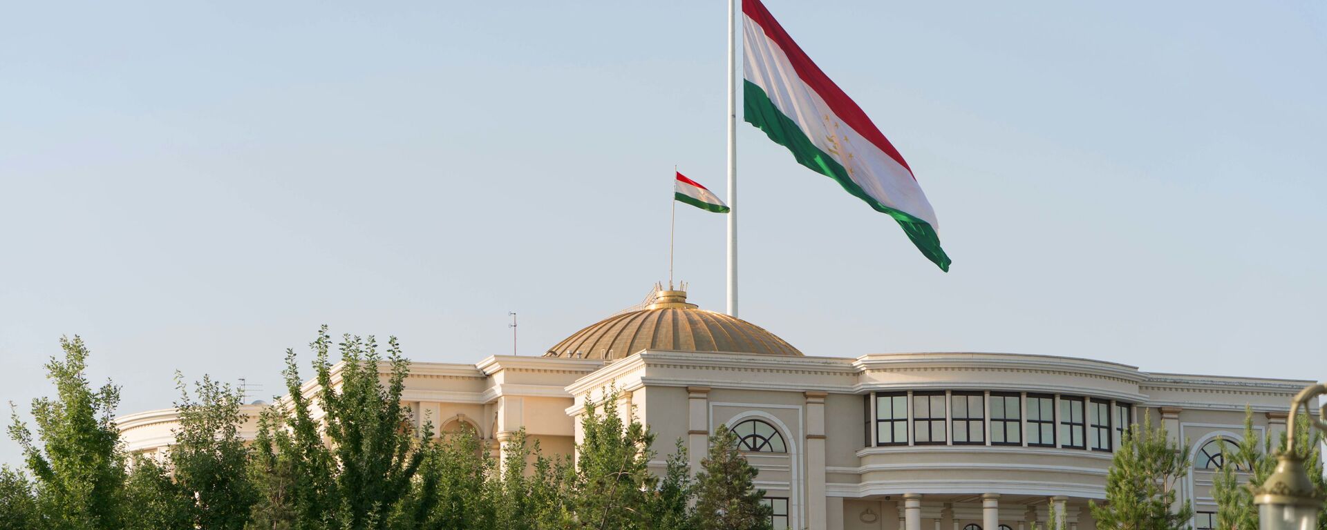 Здание правительства Республики Таджикистан в Душанбе - Sputnik Таджикистан, 1920, 11.12.2020