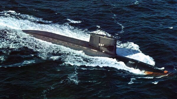Первая американская подводная лодка с баллистическими ракетами на борту Джордж Вашингтон - Sputnik Тоҷикистон