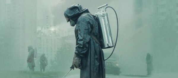 Кадр из мини-сериала Чернобыль - Sputnik Таджикистан