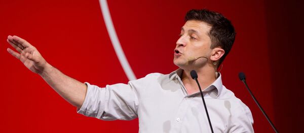 Выступление президента Украины В. Зеленского на iForum-2019 в Киеве - Sputnik Таджикистан