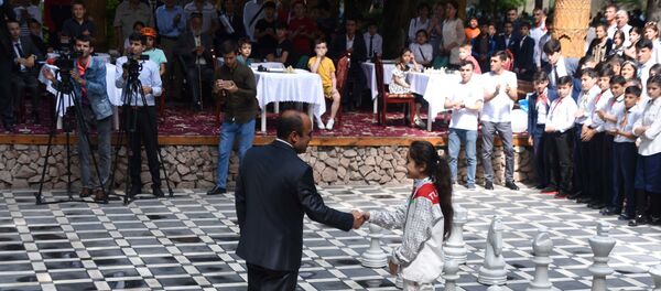 Нахустин мусобиқаи ҷумҳуриявӣ оид ба шоҳмот Ҷоми Пешвои миллат Нахустин мусобиқаи ҷумҳуриявӣ оид ба шоҳмот Ҷоми Пешвои миллат - Sputnik Тоҷикистон