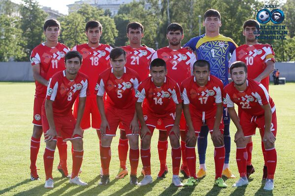 Таджикистан на Мемориале Гранаткина: не в топе, но с самой громкой поддержкой Таджикистан на Мемориале Гранаткина: не в топе, но с самой громкой поддержкой - Sputnik Таджикистан