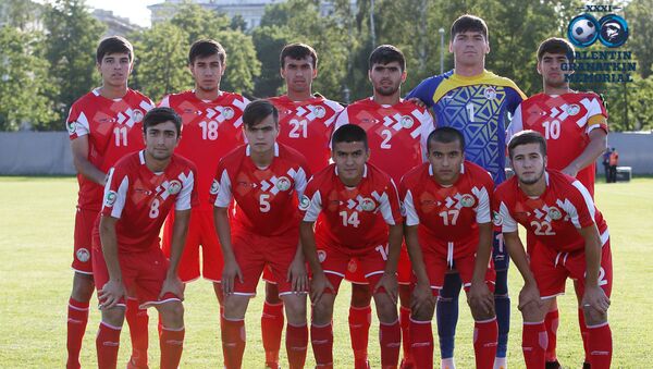 Сборная Таджикистана по футболу выступает в Петербурге  - Sputnik Тоҷикистон
