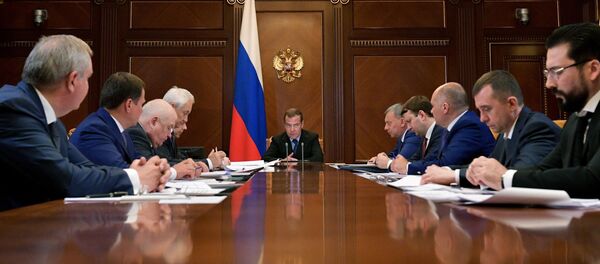 Премьер-министр РФ Д. Медведев провел совещание по вопросу развития корпорации «Роскосмос»  - Sputnik Таджикистан