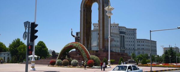 Украшение города Душанбе перед саммитом лидеров стран Совещания по взаимодействию и мерам доверия в Азии - Sputnik Тоҷикистон