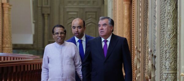 Президент Шри-Ланки Майтрипала Сирисена и президент Таджикистана Эмомали Рахмон - Sputnik Тоҷикистон