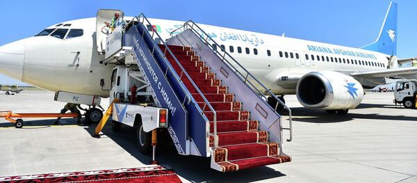 Президент Афганистана Мохаммад Ашраф Гани прибыл на Boeing 737-300 - Sputnik Тоҷикистон